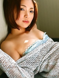 Ryoko Tanaka Asian shows leering curves in the window daylight