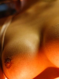 Rina Itoh loves to show her huge jugs with naughty nipples